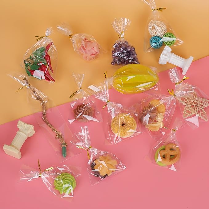 NEOACT 650 PCS Clear Flat Cellophane Treat Bags with 3x5,4x6,9.84 * 2", Treat Bags with Ties are Good for Pretzel Rods,Bakery, Cookies, Candies,Dessert.