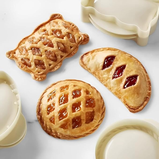 3PCS Dough Presser Pocket Pie Molds, Party Potluck Hand Pie Molds, Apple, Pumpkin And Acorn Shapes (classic model)