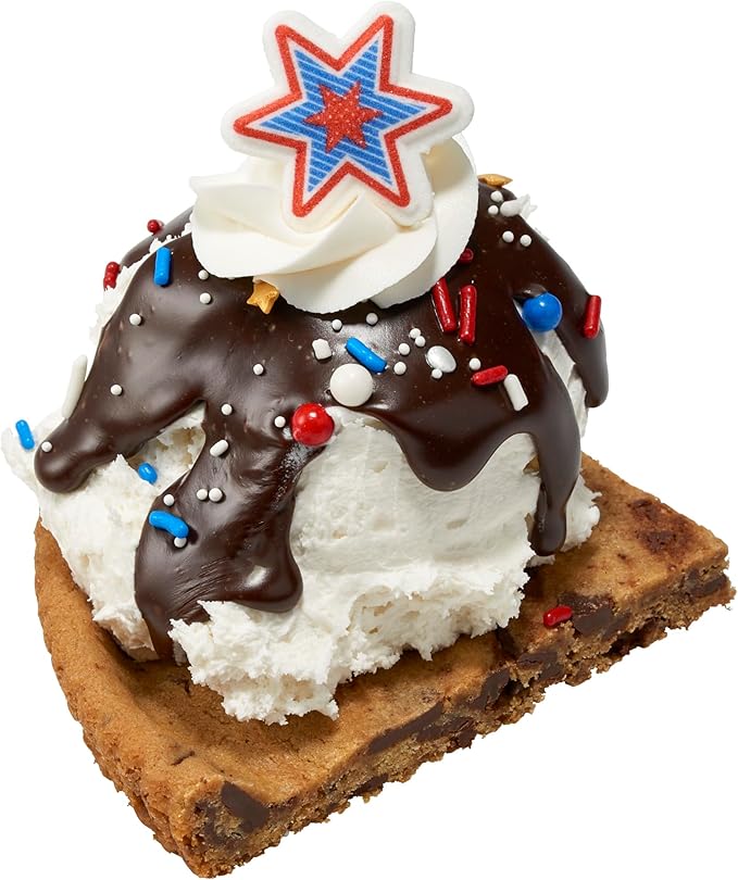 DECOPAC Firecracker Deluxe Fusion Mix, 26oz, Fancy Patriotic Candy Sprinkles in Handheld Container, Edible Sprinkles For Celebration Cakes, Cupcakes, Cookies and Donuts, Red, White, and Blue