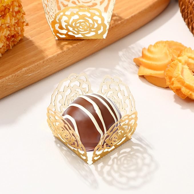 Toyvian 50pcs Square Cupcake Liners Baking Wrappers Truffle Wrappers Paper Kraft Paper Dessert Cups for Wedding Party Favors