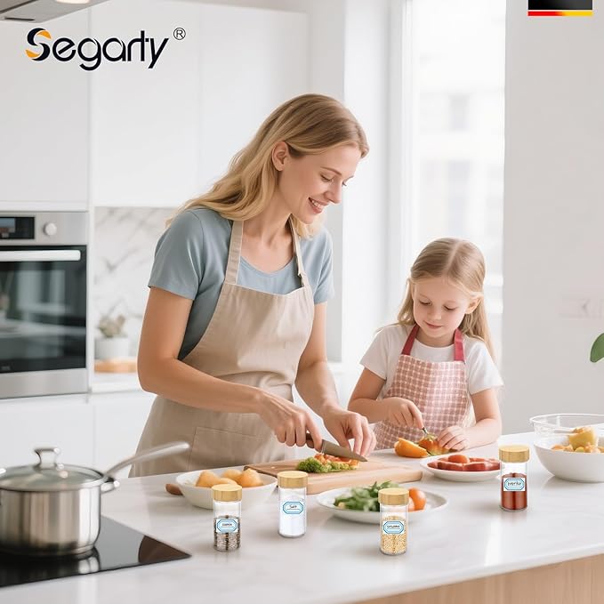 Segarty 3oz Spice Jar with Bamboo Shaker Lids, 2 Pack Round Spices Jars for Herbs Grains Storage, 90ml Empty Glass Small Seasoning Containers Set, Clear Salt Pepper Shakers with 7 Stickers and 1 Brush