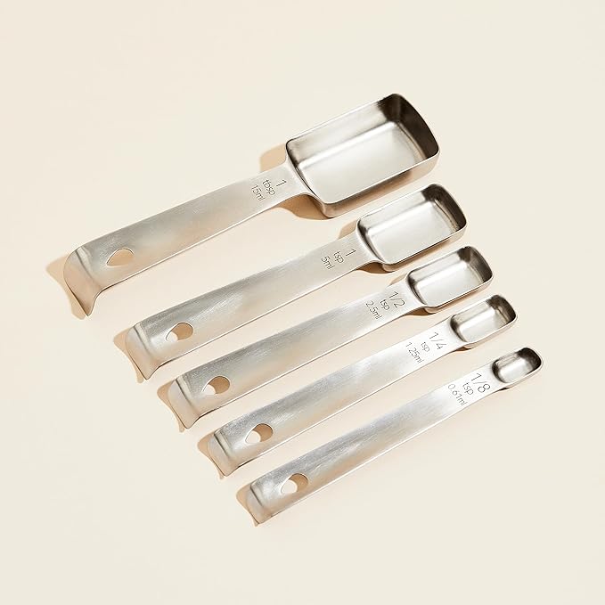 Evermill 5-Piece Stainless Steel Measuring Spoons Set, Magnetic Hook Design, Dual Metric and US Units, Flat Laying, Dishwasher Safe Kitchen Tools (Stainless Steel)