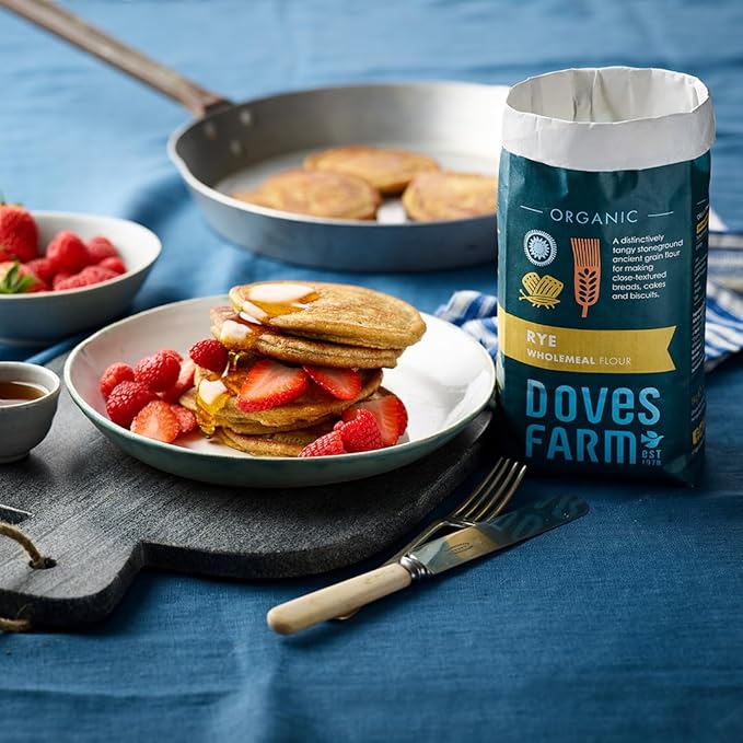 Doves Farm Organic Rye Wholemeal Flour | Stoneground Ancient Grain Flour | Perfect for Close-Textured Breads, Cakes & Biscuit Baking | High in Fiber | Imported from UK | 35.27 Oz (Pack of 2)