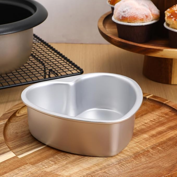 Heart Shaped Cake Pan 6 Inch Aluminum Cake Tin Baking Cake Mould for Weddings Birthday Party, Heart-shaped Small Cake Pan for 1-2 Servings