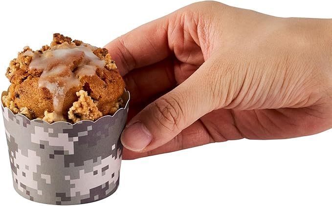 Panificio 3 Ounce Cupcake Wrappers, 200 Scalloped Baking Cups - Oven-Ready, Greaseproof, Assorted Paper Cupcake Liners, Disposable, For Birthdays, Baby Showers, Or Weddings - Restaurantware