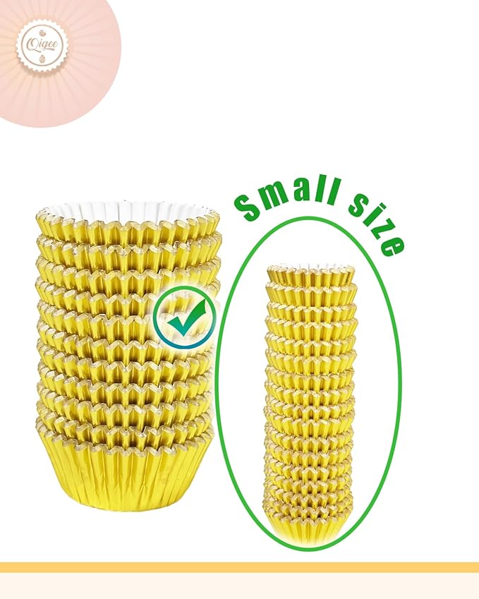 qiqee Mini Gold Foil Cupcake Liners For Baking 300pcs Baking Cups Thick ＆ Sturdy, Oil Resistance, Muffin Liners Paper(Small Size 1.25inch Bottom)