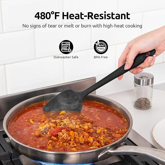 High Heat Resistant Silicone Spatulas: U-Taste 480ºF Hot Proof Food Grade Flexible Silicon Baking Scraper, Food Grade Rubber Kitchen Cooking Mixing Utensils for Nonstick Cookware Set of 4 (Black)