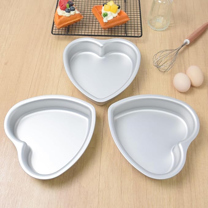 7 × 2 Inch heart cake pan,Set of 3 Aluminum Heart Cake Mold,Small Cake Pans , Heat Resistant Baking Cake Tins for Wedding, Party, Family Occasions, Chocolate. (7 × 2 Inch heart cake pan,Set of 3)