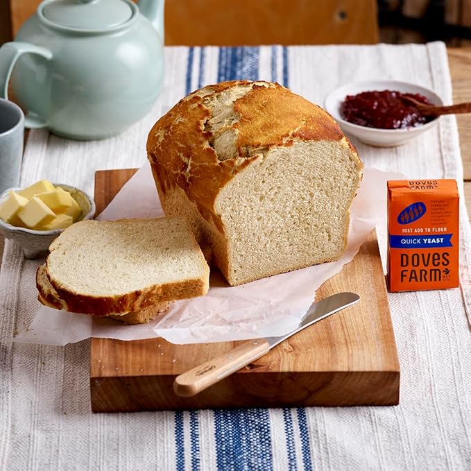 Doves Farm Quick Yeast | For Bread & Pizza Dough Baking | Useful for Home Hand Baking & Bread Machine | Highly Effective Instant Dry Yeast | 4.41 Oz (125gm)