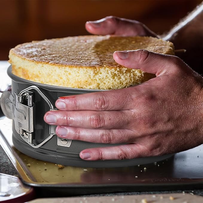 2 PCS Round Springform Cake Tin, Removable Base, Stainless Steel Cake Mold with Snap Closure and Non Stick Layer, Easy to Demould, for Chiffon Cakes