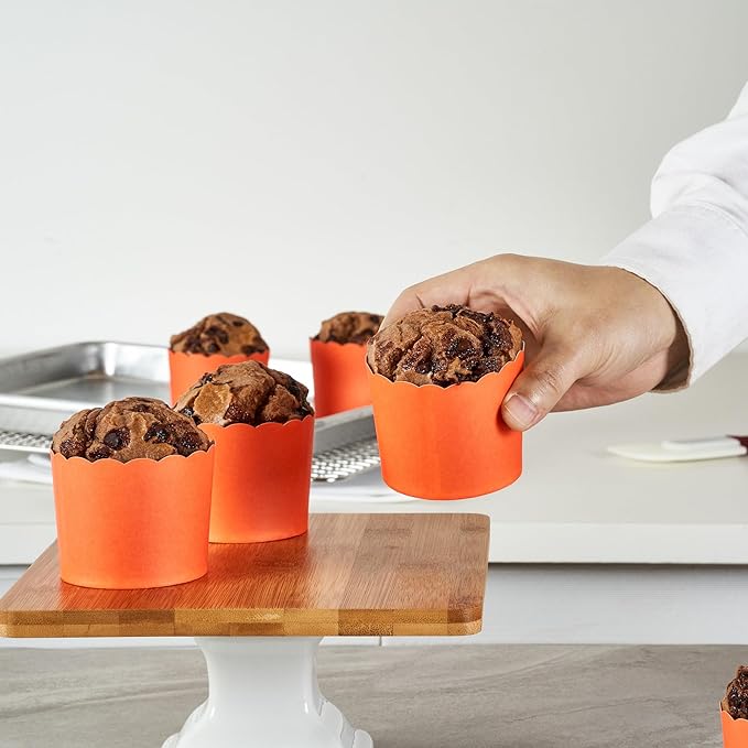 Panificio 6 Ounce Cupcake Wrappers, 200 Scalloped Baking Cups - Oven-Ready, Greaseproof, Orange Paper Cupcake Liners, Disposable, For Birthdays, Baby Showers, Or Weddings - Restaurantware