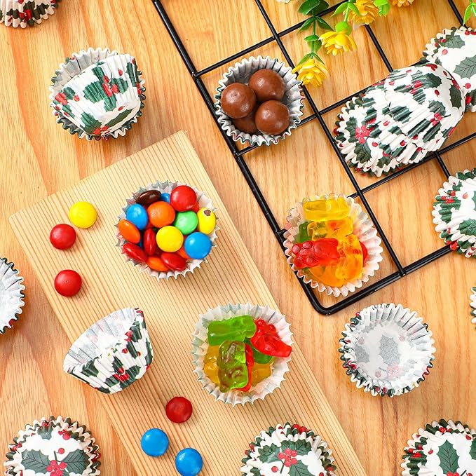 Funtery 600 Pcs Christmas Cupcake Liners Mini Muffin Liners Paper Candy Cups 1.3 Inch Holly Print Baking Cups Small Xmas Cupcake Wrappers for Baking Truffles Chocolates Making(Holly)