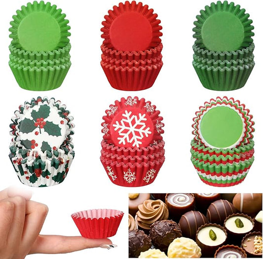 Funtery 600 Pcs Christmas Cupcake Liners Mini Muffin Liners Paper Candy Cups 1.3 Inch Holly Print Baking Cups Small Xmas Cupcake Wrappers for Baking Truffles Chocolates Making(Vibrant)