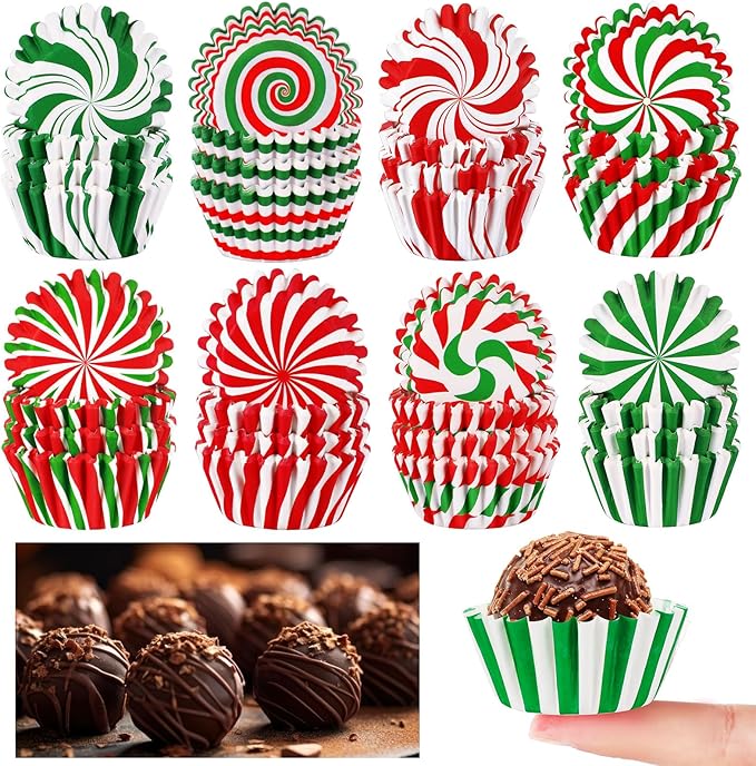 AUGSUN 800pcs Christmas Mini Cupcake Liners Cupcake Candy Pattern Baking Cups Mini Muffin Cupcake Wrappers for Xmas Holiday Birthday Party Cake Candy Chocolate Decorations Supplies