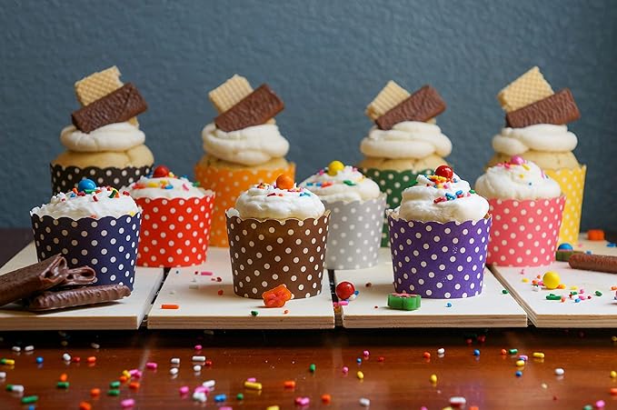 Paper Baking Cups (Polka Dots), Greaseproof Disposable Cupcake Liners (Purple, Large Cups (50-Pack))