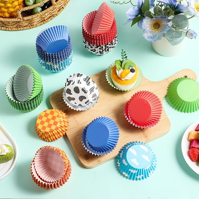 Vesici 900 Counts Cartoon Story Cupcake Liner Paper Cupcake Wrappers Holders Disposable Cup Bulk for Birthday Baby Shower Baking Party Supplies