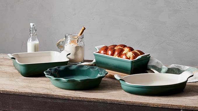 Le Creuset Stoneware 4 PC Heritage Bakeware Set, Shallot