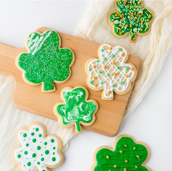 Cookie Cutter Kingdom, Shamrock Cookie Cutters, 3 Pack, Stainless Steel, Beautful Coated Finish, Mold for Cakes Biscuits and Sandwiches, St. Patricks Day (Shamrock 3 Pack)