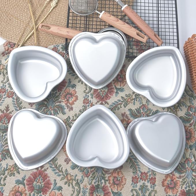 4 × 2 Inch heart cake pans,Set of 6, Aluminum Heart Cake Mold,Small Cake Pans , Heat Resistant Baking Cake Tins for Wedding, Party, Family Occasions, Chocolate. (4 × 2 Inch heart cake pan,Set of 6)