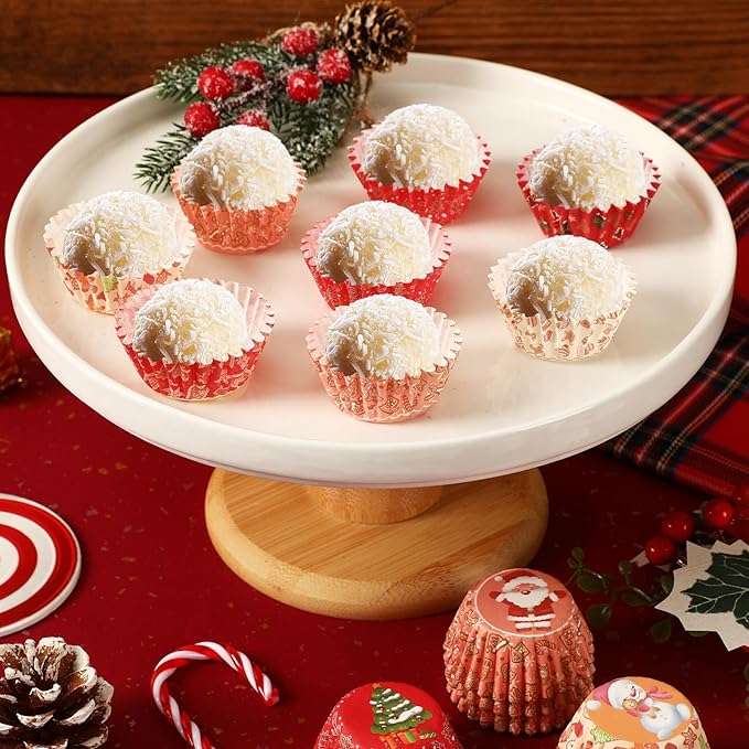 AUGSUN 800pcs Christmas Cupcake Liners Paper Candy Cups Santa Elk Snowman Gingerbread House Mini Muffin Liners for Xmas Holiday Party Cake Candy Truffles Chocolate Making Supplies (8 Designs)