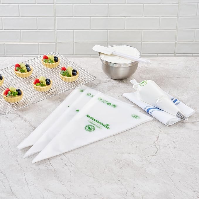 Restaurantware Pastry Tek 18 x 8.7 Inch Piping Bags 100 Disposable Pastry Bags - Sturdy No Slip Clear Plastic Baking Bags To Decorate Cakes For Parties Or Bakeries