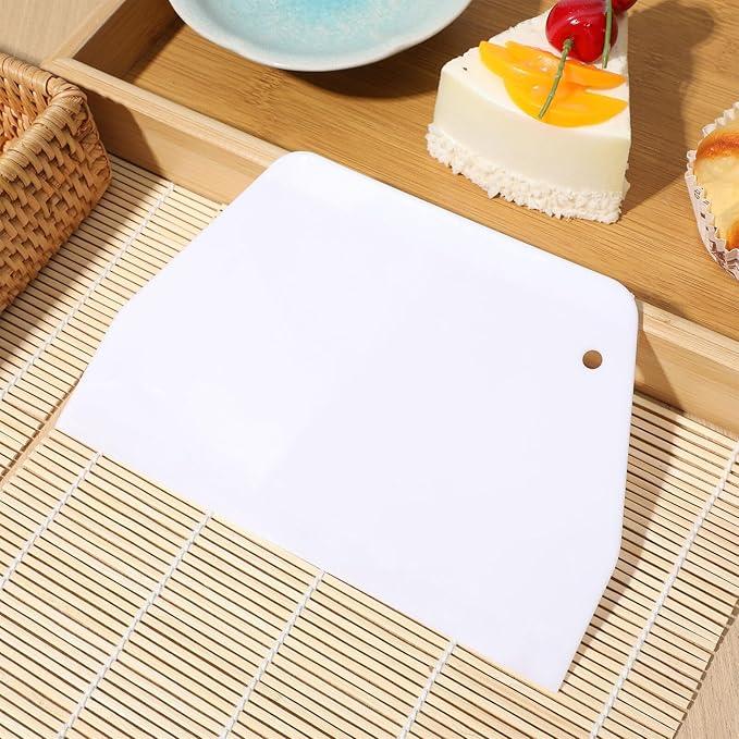 YARNOW Bench Scraper 2 PCS Plastic Dough Scrapers, Multipurpose Food Scrappers, Food- Grade Bench Scrapers for Dough Cake Bread Fondant Icing (White L) Baking Supplies