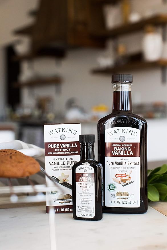 Watkins Pure Vanilla Extract, with Madagascar Vanilla Beans, Non-GMO, Kosher, 4 oz. Bottle, 1-Pack