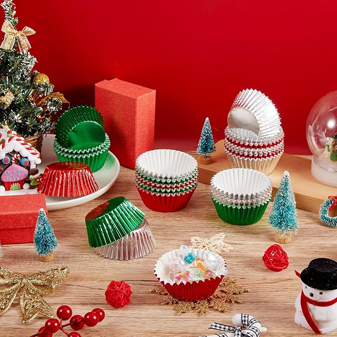 Mumufy 300 Count Christmas Foil Cupcake Liners 2 Inch Cupcake Wrappers Paper Bake Cup Set Foil Muffin Liners for Independence Day Christmas Party Supplies(Green, Red, Sliver)