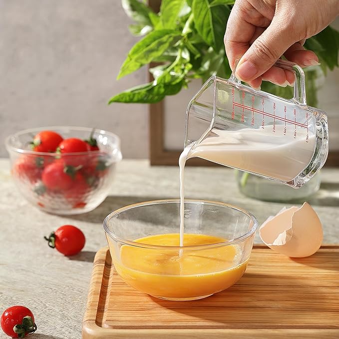 Small Glass Measuring Cup, Espresso Shot Glass with Handle and V-Shaped Spout, Mini Measuring Cup with Thick Bottom for Baking Cocktail and Coffee, 4 oz