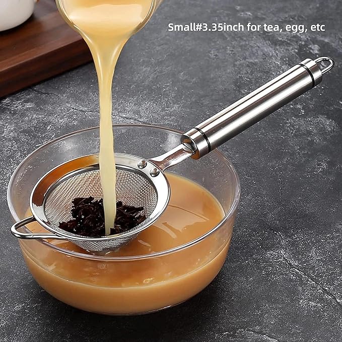 Flour Sifter Stainless Steel Round Sifter for Baking Cake Bread Colanders and Food Strainers