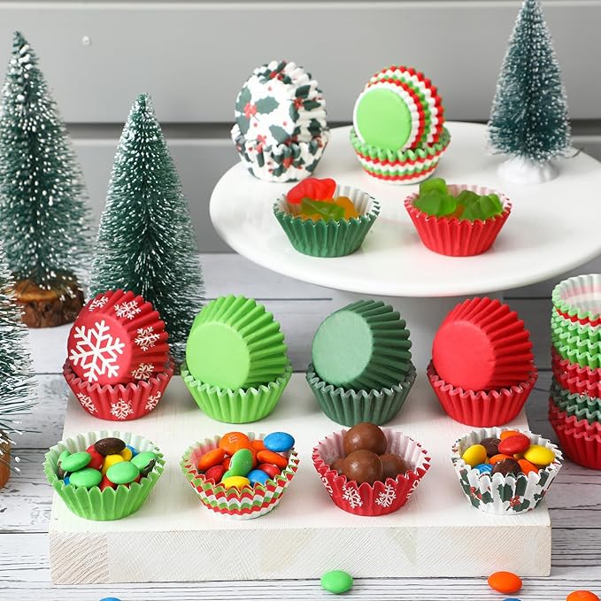 Funtery 600 Pcs Christmas Cupcake Liners Mini Muffin Liners Paper Candy Cups 1.3 Inch Holly Print Baking Cups Small Xmas Cupcake Wrappers for Baking Truffles Chocolates Making(Vibrant)