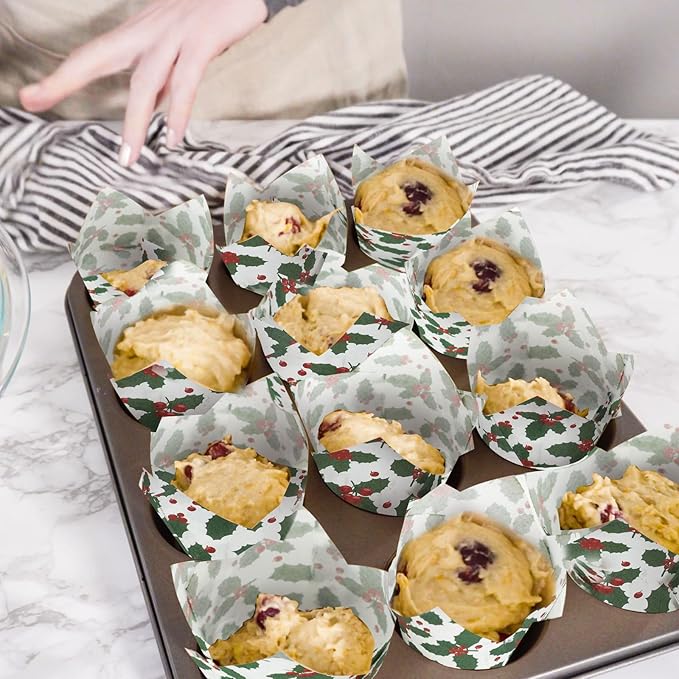 Uiifan 200 Pcs Holly Christmas Tulip Cupcake Liners Christmas Cupcake Wrappers Holly Muffin Liners Holders Tulip Wrappers for Party Decoration