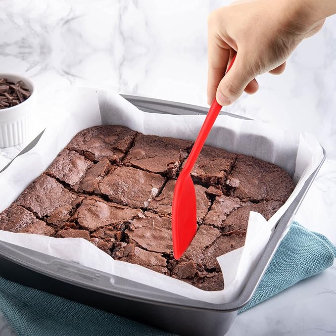 Patelai Mini Silicone Brownie Serving Spatula Flexible Nonstick Serve Turner Heat Resistant Cookie Slotted Spatula for Eggs in Small Frying Pan Cookie Batter Lemon Baked(Red,2 Pieces)