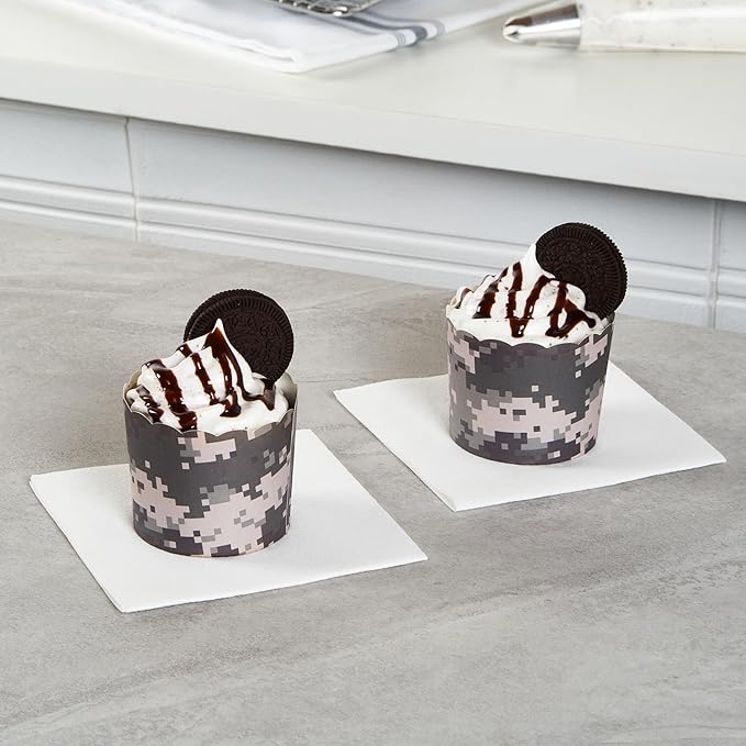 Panificio 6 Ounce Cupcake Wrappers, 200 Scalloped Baking Cups - Oven-Ready, Greaseproof, Assorted Paper Cupcake Liners, Disposable, For Birthdays, Baby Showers, Or Weddings - Restaurantware
