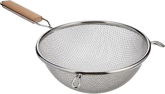 Strainer 8-Inch Diameter Medium Stainless Steel Fine Mesh Single Mesh Tan Handle Silver Sieve Kitchen Cooking Food Filter Handheld Multipurpose Strainer