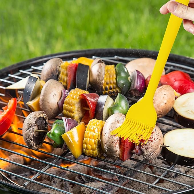 8 pieces basting brush for grilling,pastry brush,bbq basting brush,basting brush,rubber brush for cooking,basting brush for cooking,silicone bbq brush,barbecue sauce brush (yellow)