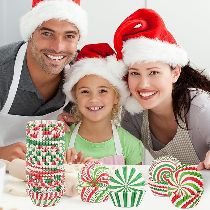 600 Pack Christmas Candy Cupcake Liners Wrappers Baking Cups Santa Holiday Paper Wraps Muffin Liners for Xmas Birthday Party Candy Cake Decorations Supplies(12 Styles)