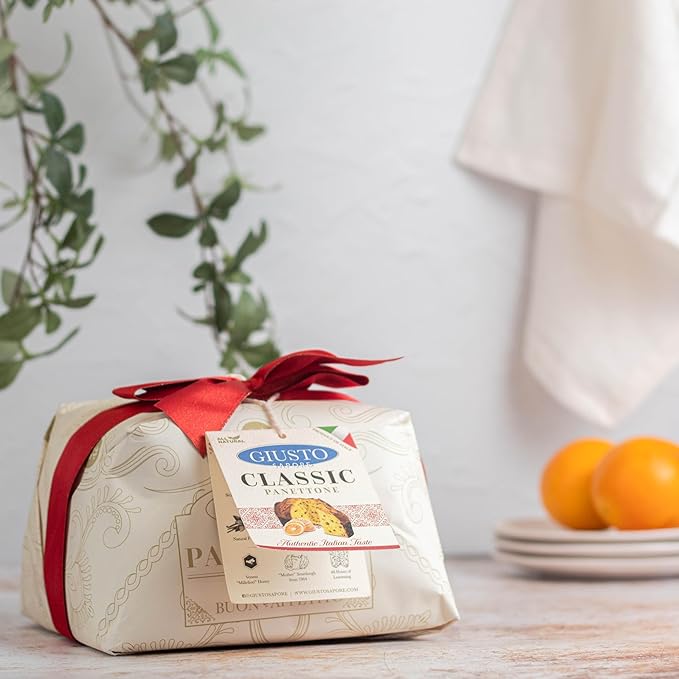 Giusto Sapore Authentic Italian Panettone Original with Raisins, Candied Orange Peel and Butter Gourmet Bread - Traditional Dessert - New and Imported from Italy, Family Owned - 28.21 oz