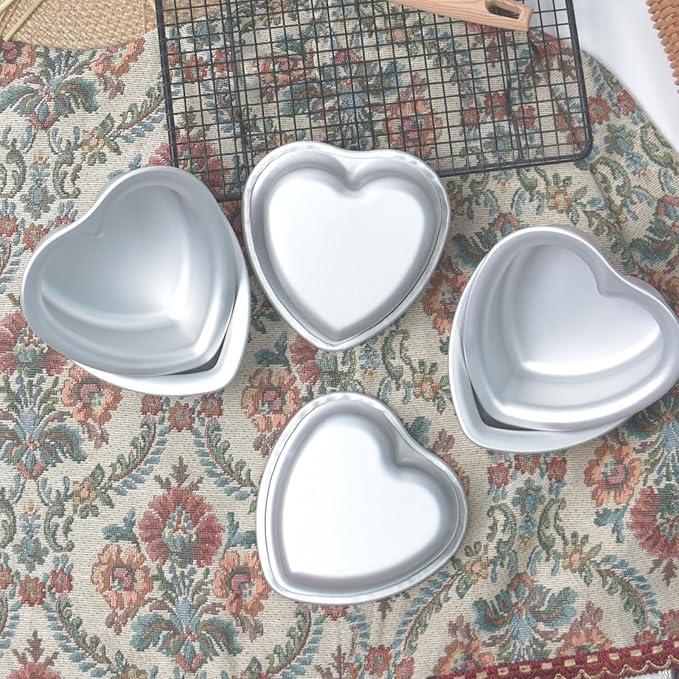 4 × 2 Inch heart cake pans,Set of 6, Aluminum Heart Cake Mold,Small Cake Pans , Heat Resistant Baking Cake Tins for Wedding, Party, Family Occasions, Chocolate. (4 × 2 Inch heart cake pan,Set of 6)