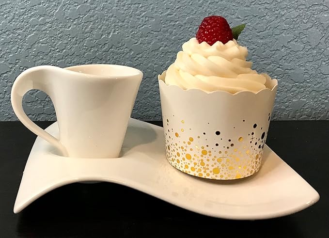 50-Pack Paper Baking Cups, Greaseproof Disposable Cupcake Muffin Liners (Large, Gold Confetti