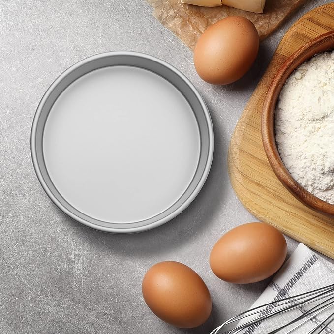 LAST CONFECTION 4" x 2" Aluminum Round Cake Pan - Professional Bakeware