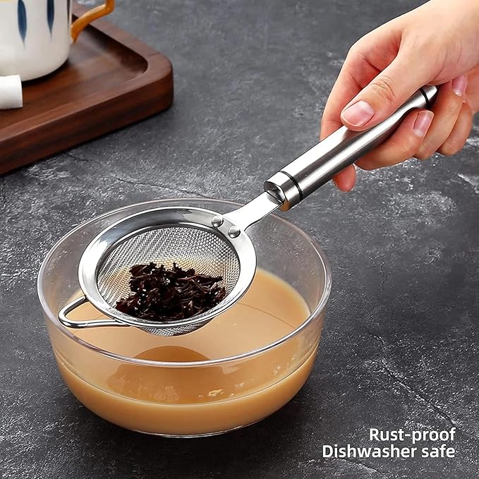 Flour Sifter Stainless Steel Round Sifter for Baking Cake Bread Colanders and Food Strainers