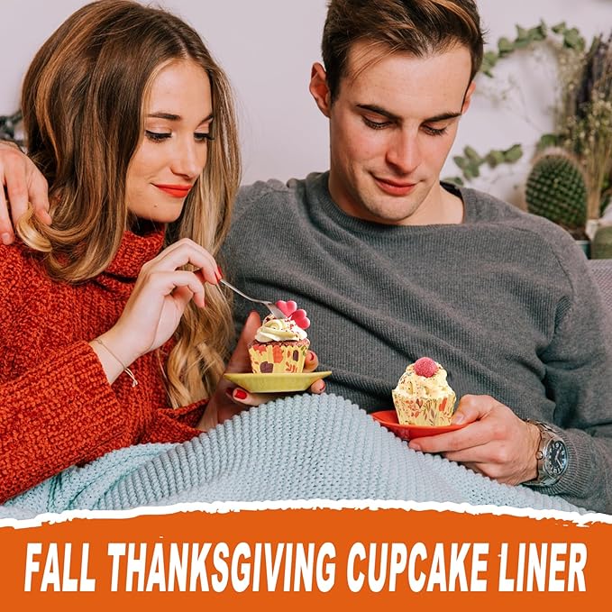 600 Pack Fall Cupcake Liners Thanksgiving Cupcake Wrappers Disposable Baking Cups Muffin Liners for Birthday Party Fall Themed Party Supply Decor (12 Styles)