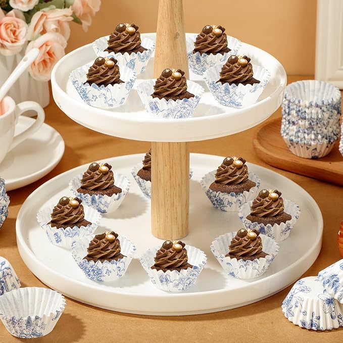 Jetec 800 Pcs Blue and White Flower Cupcake Liners Flower Cupcake Wrappers Grease Proof Blue Muffin Liners Disposable Papers Baking Cups for Baking Weddings Party (1.38 x 0.79 inch)
