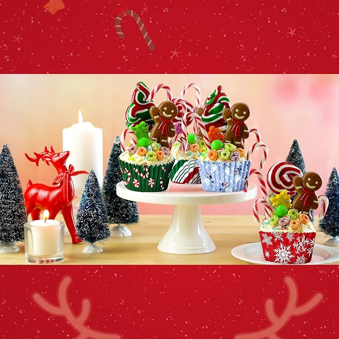CHENGU 600 Pieces Christmas Cupcake Wrappers, Candy Santa Claus Cupcake Liners Snowman Xmas Colorful Paper Baking Cups for Cake Make Baking Supplies, 6 Styles(Candy Styles)