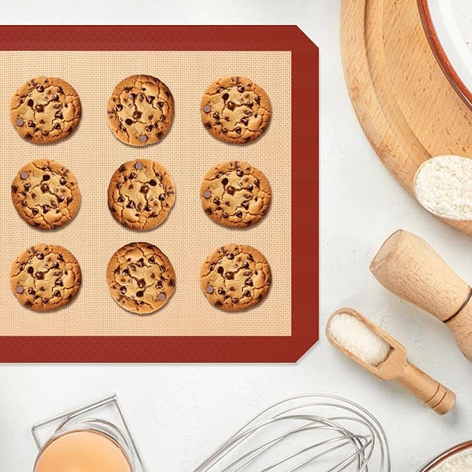 Silicone Baking Mat, Baking Sheets Non Stick, Silicone Mats for Baking, 3 Pcs for Cookie, Bread and Pastry, Baking Supplies for Oven, Red