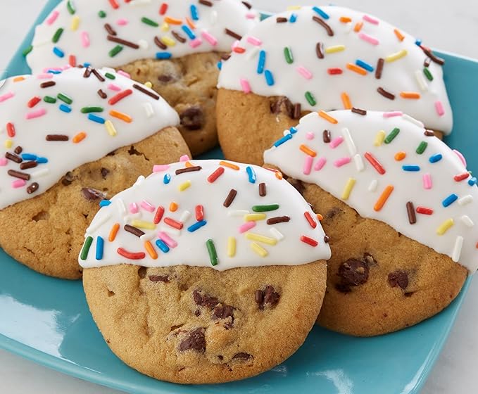 Cake Mate Christmas Rainbow Sprinkles with resealable lid - Delicious Dessert Sprinkles for Ice Cream, Cookies, Baked Goods, Donuts 10.5 oz Tub (Rainbow Jimmies)