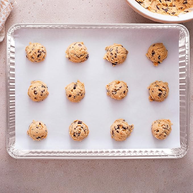 PLASTICPRO Aluminum Pans 10 Pack Disposable Cookie Sheets 13 x 17 Baking Pans Premium Quality Heavy Duty Sheet Pans