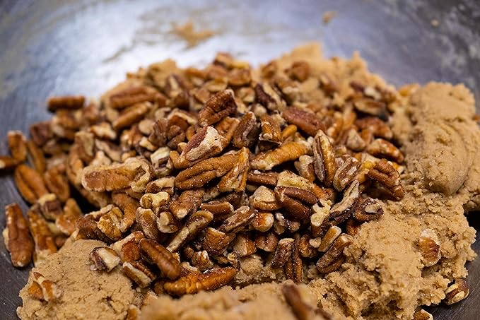 La Nogalera - 100% Natural and Fresh Crop of Chopped Pecans in 5 lbs Vacuum Sealed Bag. Raw Pecan nut Pieces That Compare to Organic, Non-GMO, No Preservatives, Unpasteurized, Kosher Certified