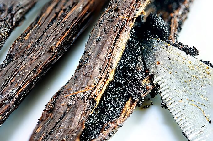 Organic Vanilla Extract - Made with Madagascar Vanilla Beans - 32 oz – For Baking, Desserts, Home Cooking and Chefs